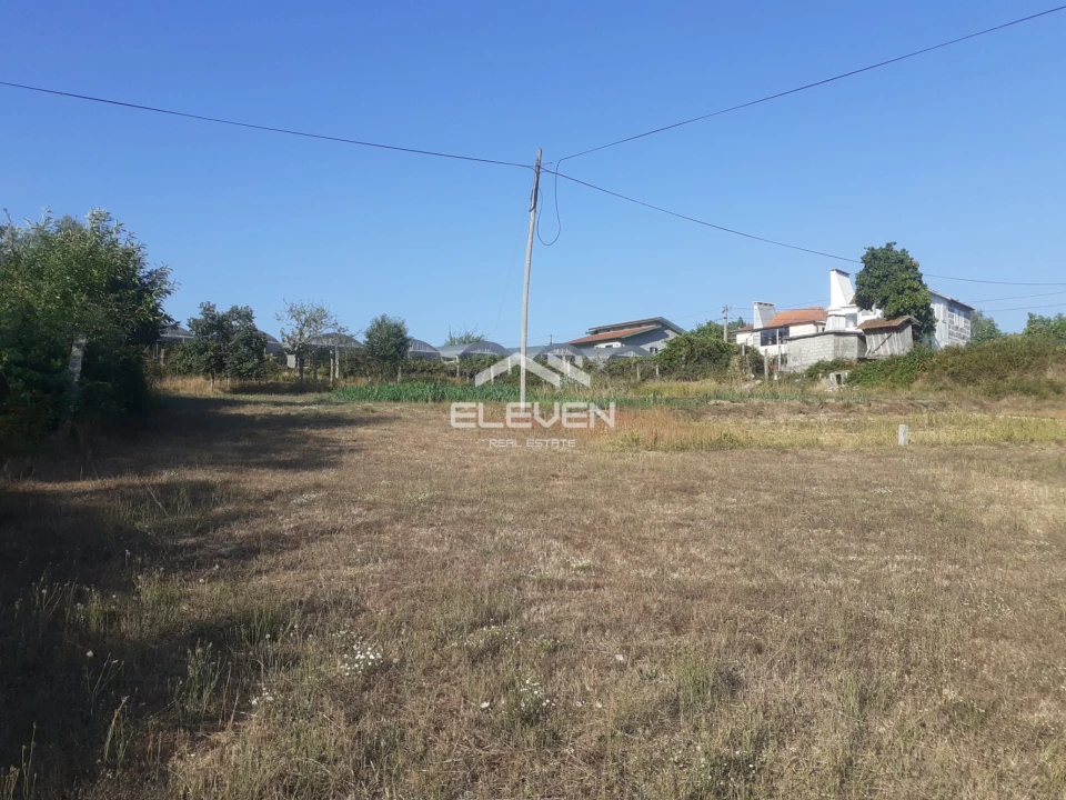 Terreno para Venda em Santa Maria de Sardoura Foto 11