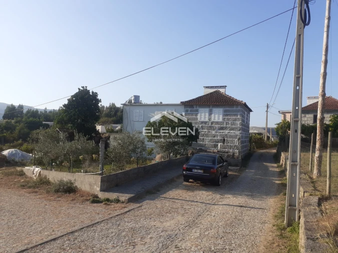 Terreno para Venda em Santa Maria de Sardoura Foto 12