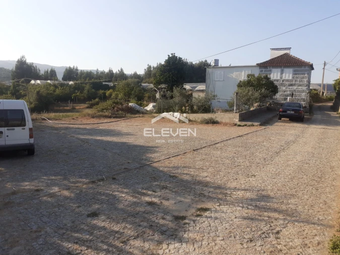 Terreno para Venda em Santa Maria de Sardoura Foto 13