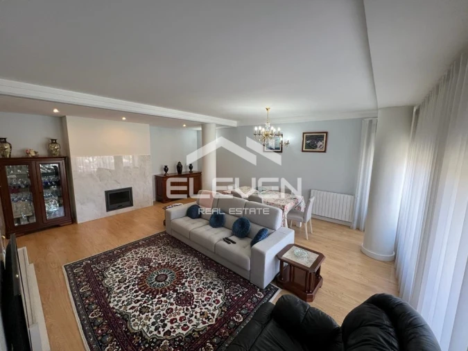 Apartamento T4 para Venda em Mafamude e Vilar do Paraíso Foto 2