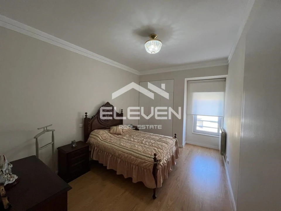 Apartamento T4 para Venda em Mafamude e Vilar do Paraíso Foto 7