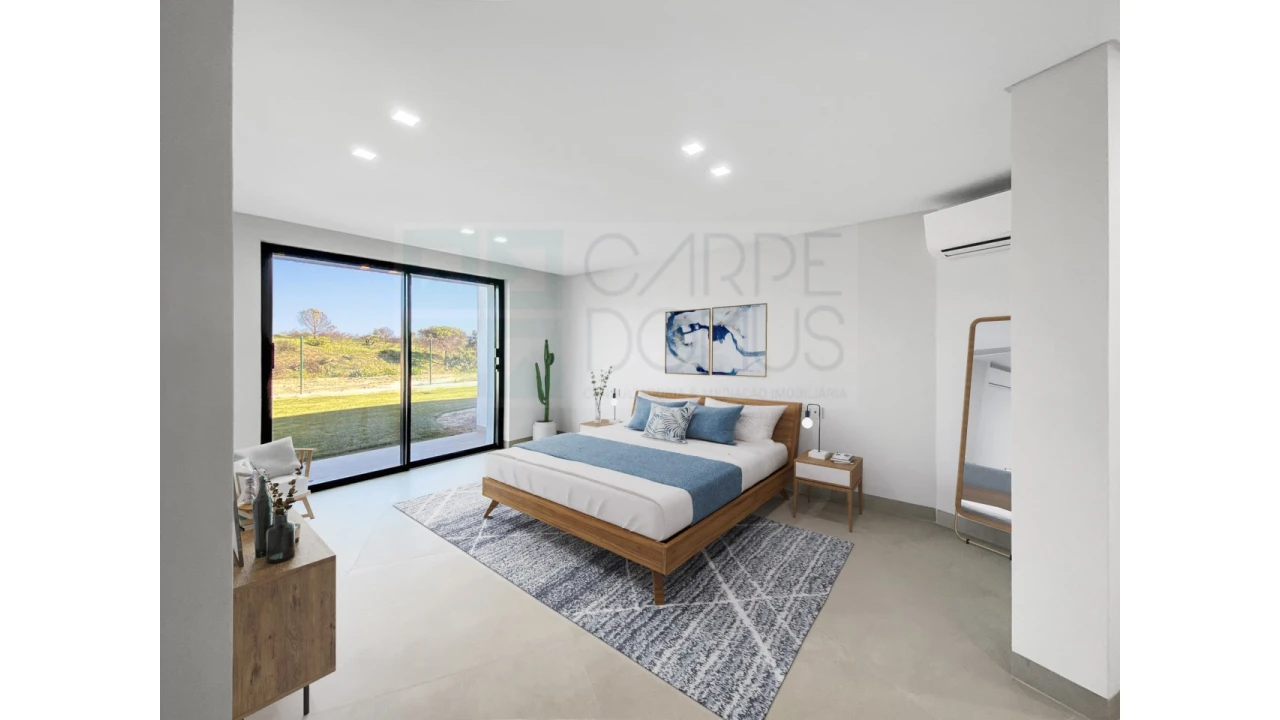 Moradia T6 para Venda em Vila Nova de Cacela Foto 10