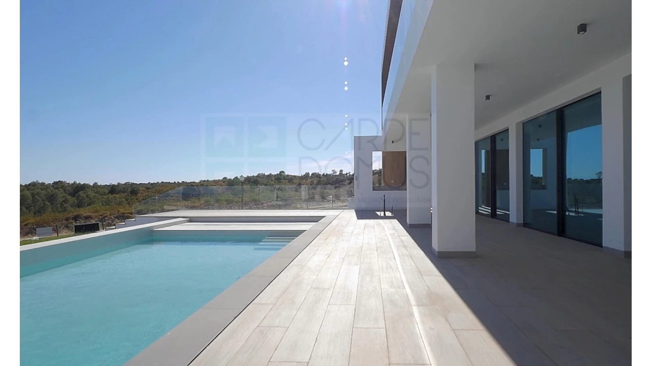 Moradia T6 para Venda em Vila Nova de Cacela Foto 31