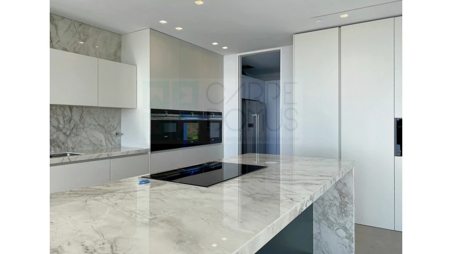 Moradia T6 para Venda em Vila Nova de Cacela Foto 4