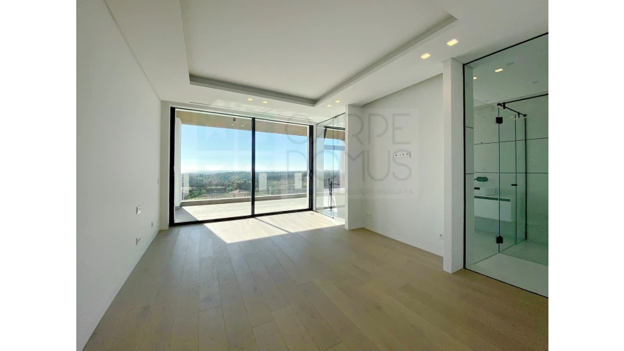 Moradia T6 para Venda em Vila Nova de Cacela Foto 17