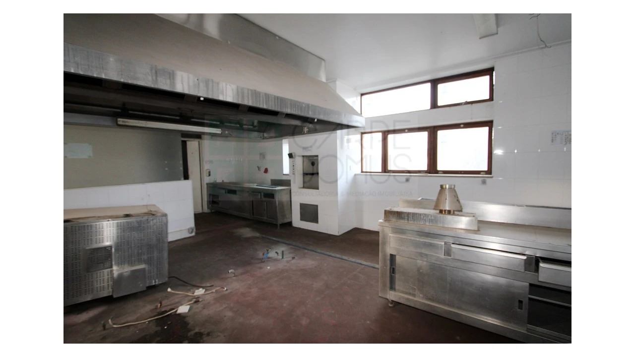 Negócio para Venda em Lagos da Beira e Lajeosa Foto 47