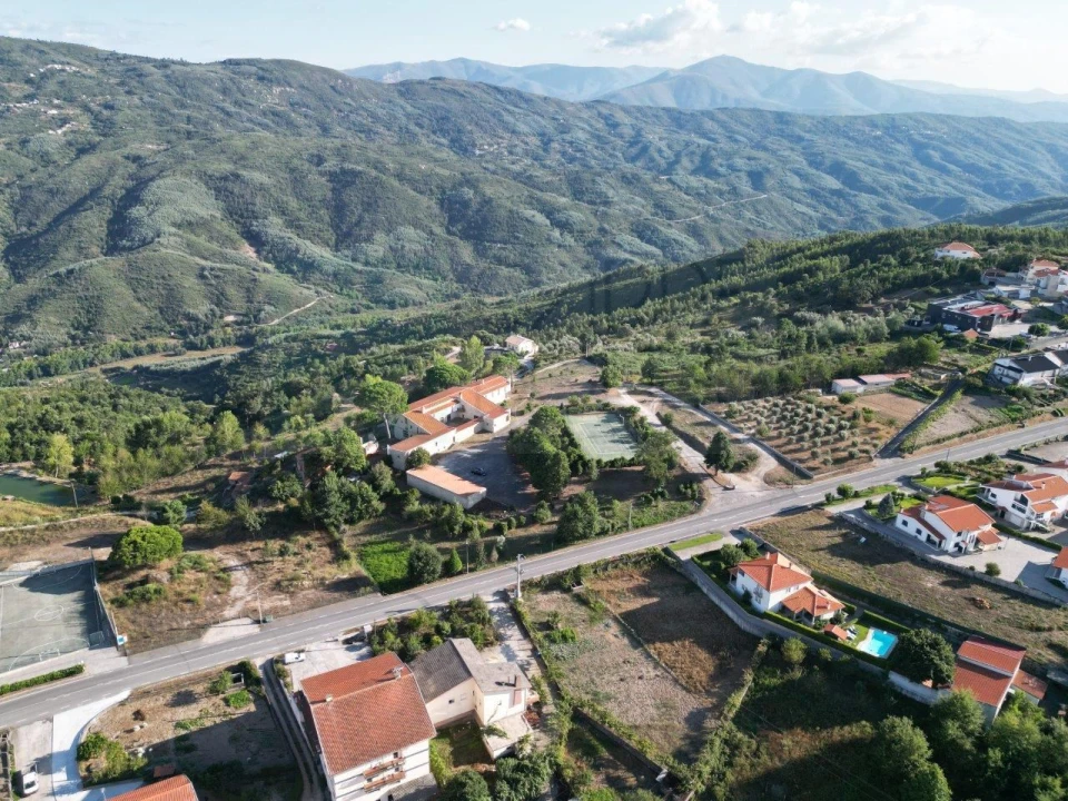 Negócio para Venda em Lagos da Beira e Lajeosa Foto 91