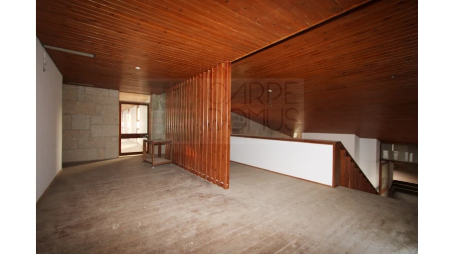 Negócio para Venda em Lagos da Beira e Lajeosa Foto 49