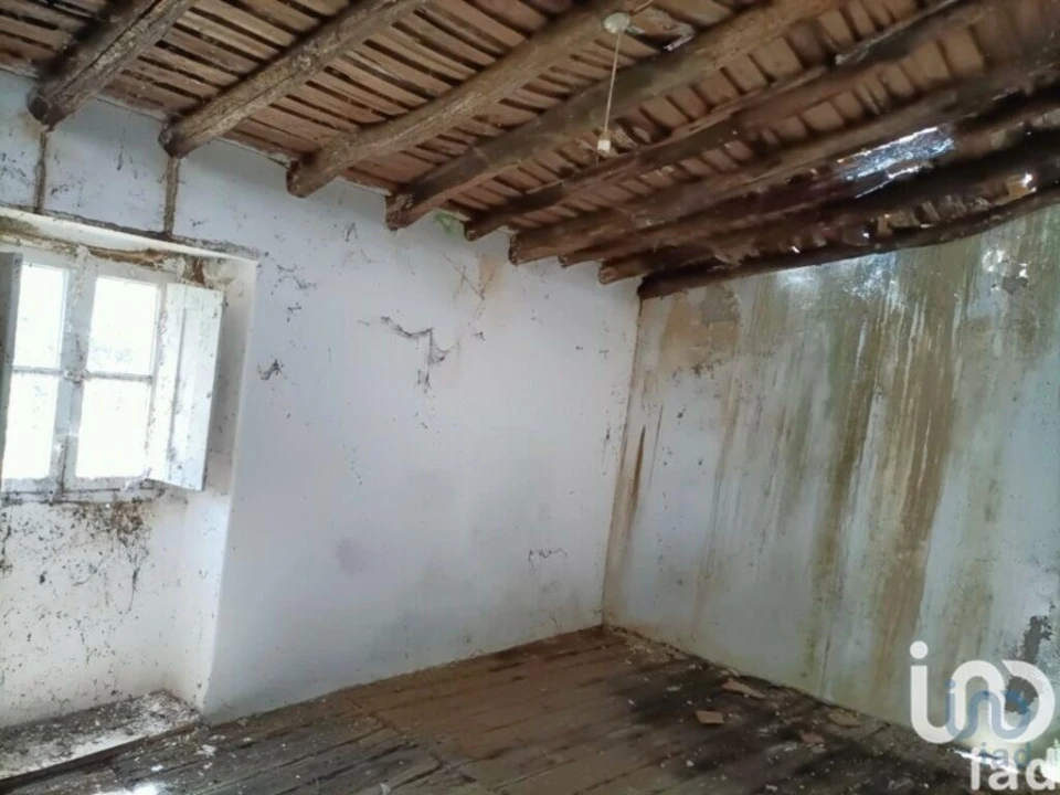 Moradia T1 para Venda em Reguengo e São Julião Foto 6