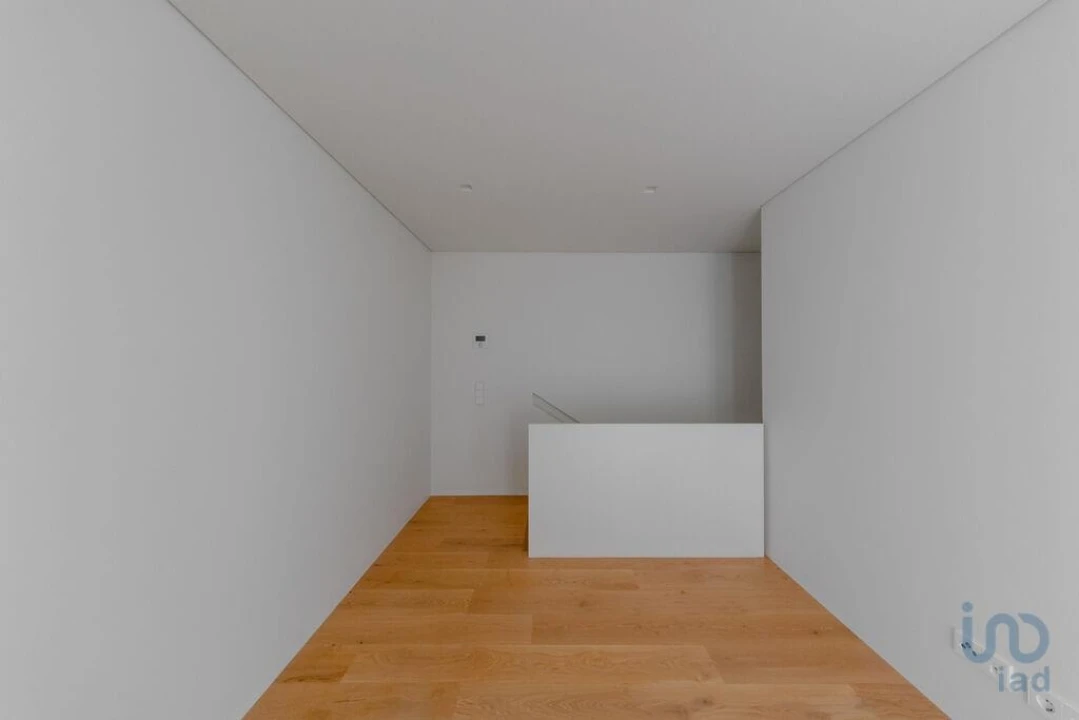 Apartamento T2 para Venda em Alvalade Foto 8