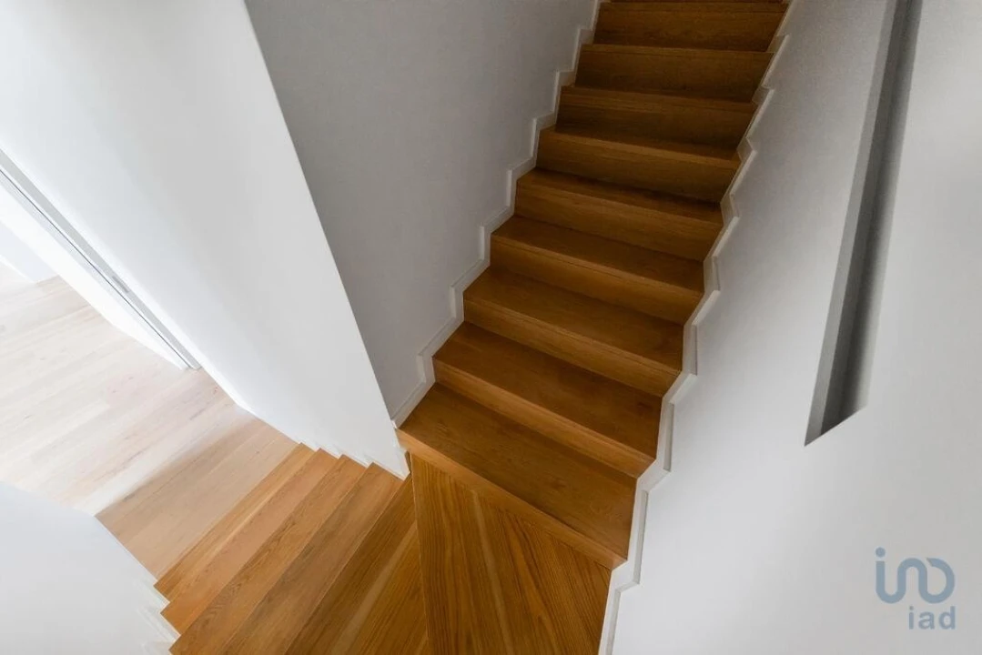 Apartamento T2 para Venda em Alvalade Foto 6