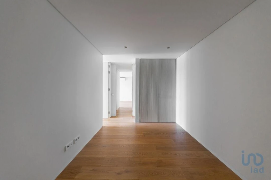 Apartamento T2 para Venda em Alvalade Foto 13