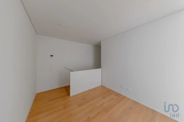 Apartamento T2 para Venda em Alvalade Foto 7