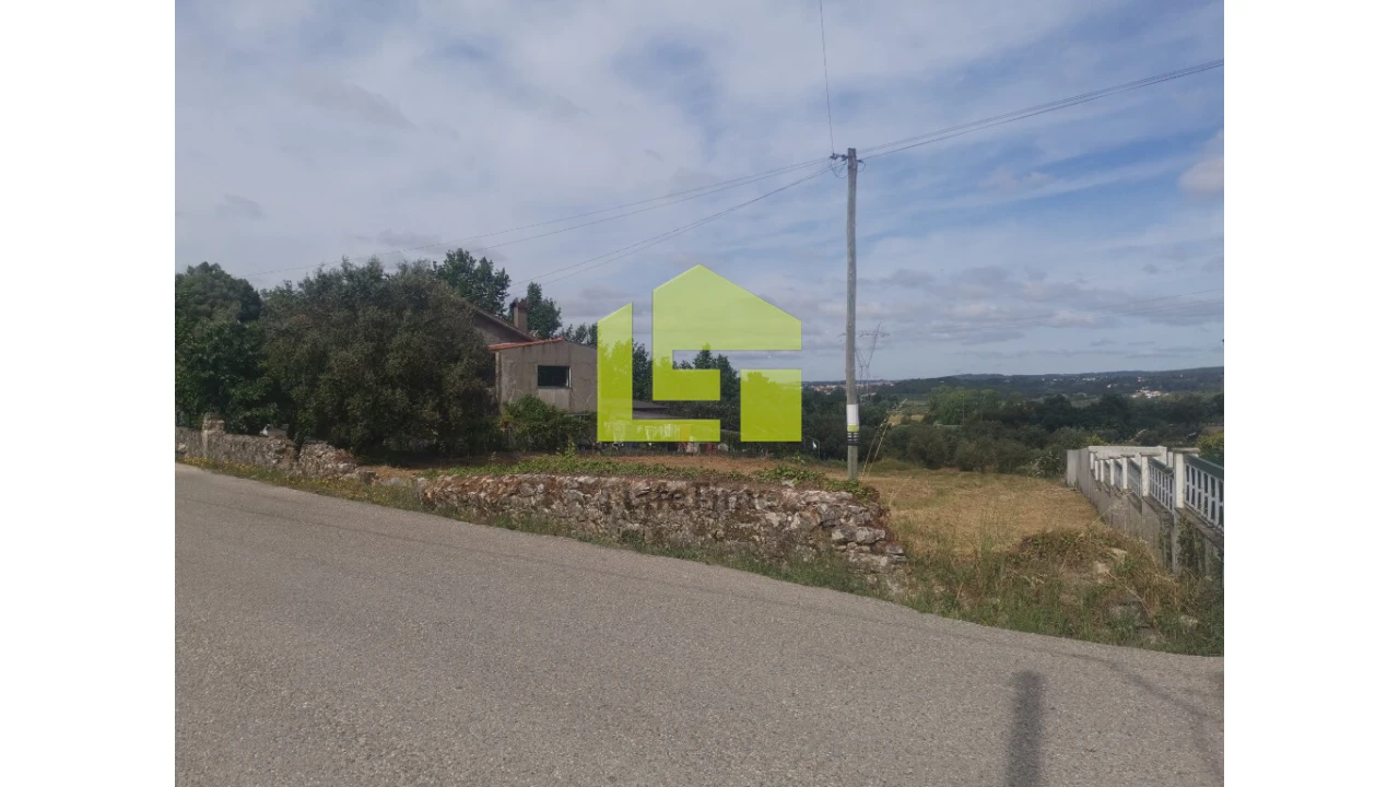 Terreno para Venda em Ega Foto 3