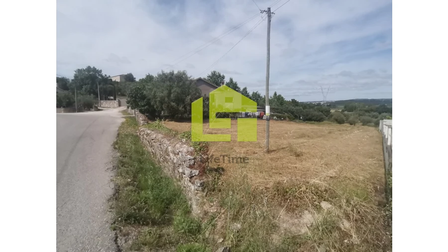 Terreno para Venda em Ega Foto 7