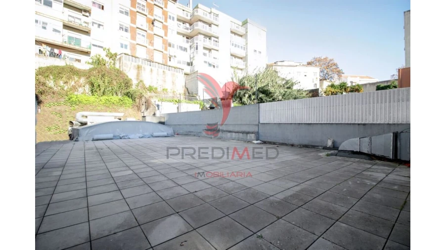 Prédio para Venda em São Martinho do Bispo e Ribeira de Frades Foto 3