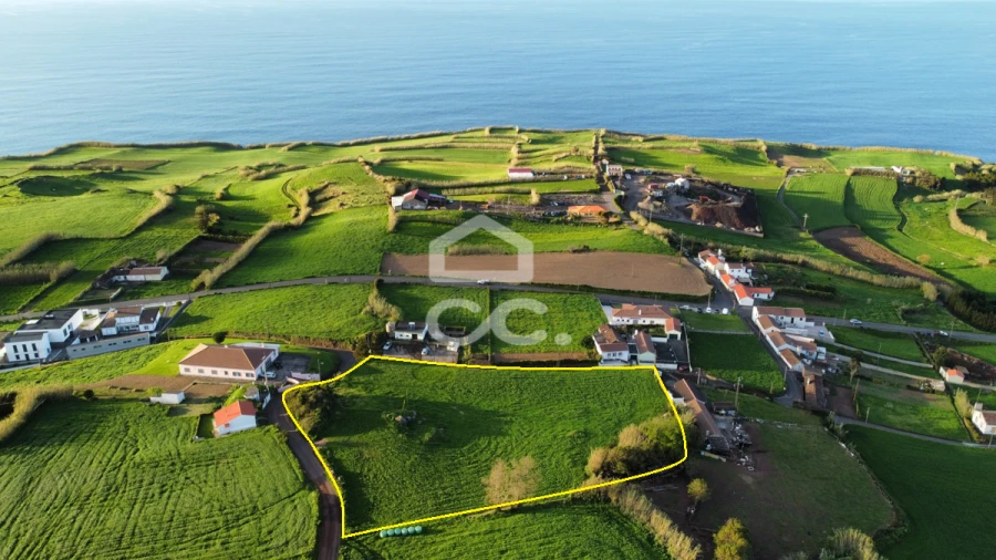 Terreno para Venda em Lomba da Fazenda Foto 1