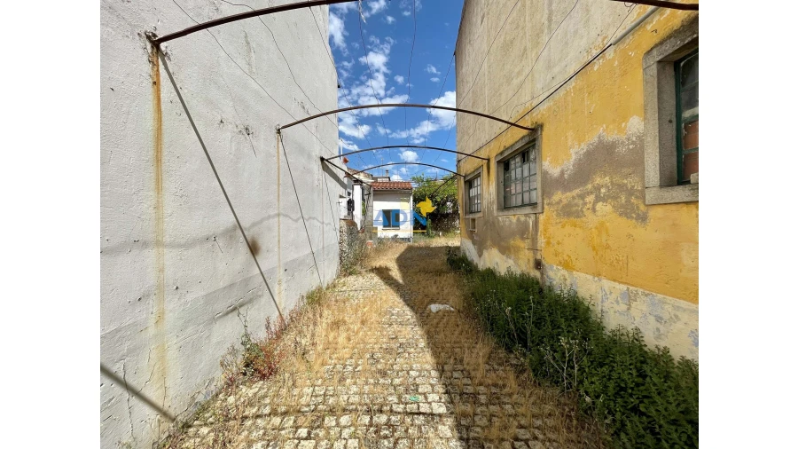 Negócio para Venda em Castelo Branco Foto 11