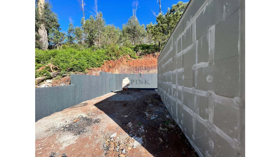 Moradia T3 para Venda em Estreito de Camara de Lobos Foto 19