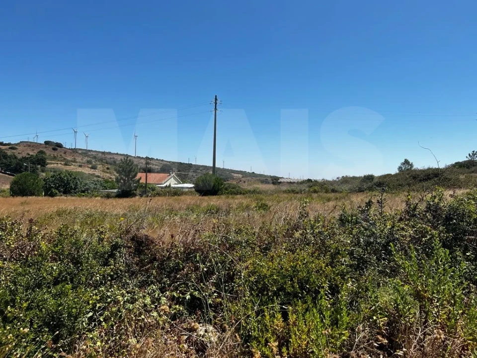 Terreno para Venda em Santo Antão e São Julião do Tojal Foto 1