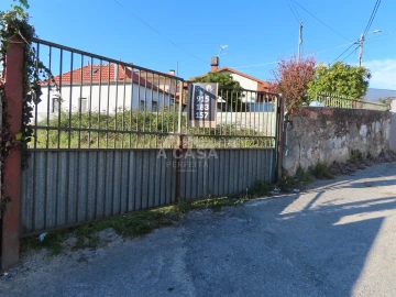 Terreno para Venda em São Miguel do Souto e Mosteirô