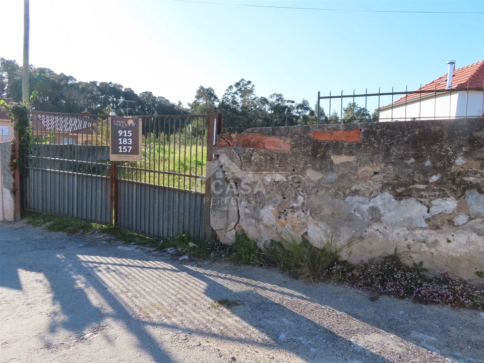 Terreno para Venda em São Miguel do Souto e Mosteirô Foto 1