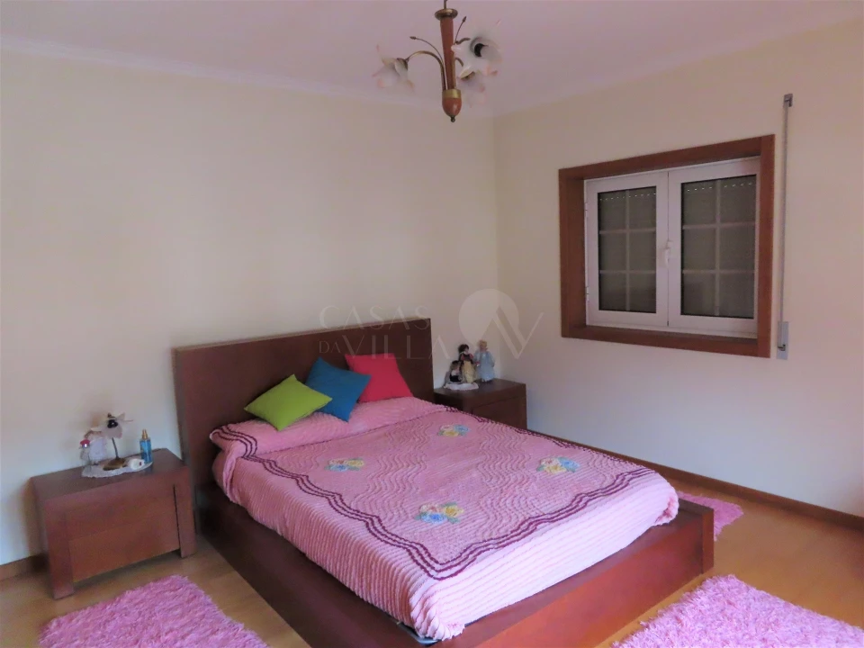 Moradia T4 para Venda em Caldas de São Jorge e Pigeiros Foto 14