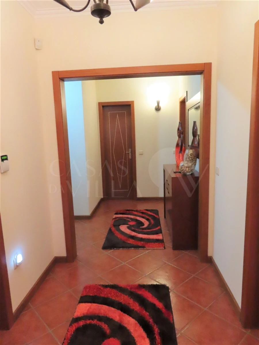 Moradia T4 para Venda em Caldas de São Jorge e Pigeiros Foto 8