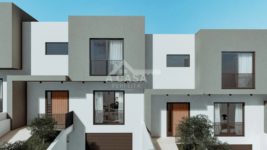 Moradia T3 para Venda em Vila de Cucujães