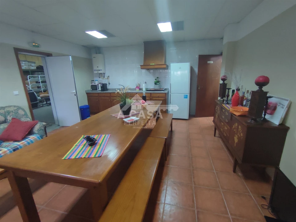 Armazém para Venda em O. Azeméis, Riba-Ul, Ul, Macinhata Seixa, Madail Foto 43