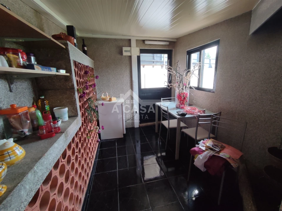 Armazém para Venda em O. Azeméis, Riba-Ul, Ul, Macinhata Seixa, Madail Foto 7