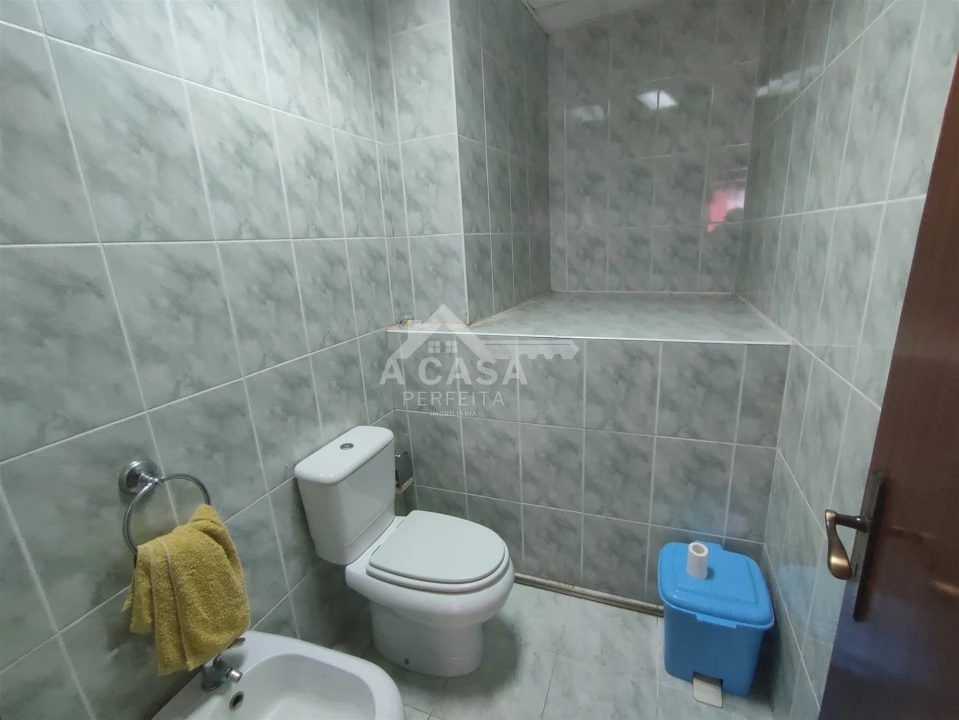 Armazém para Venda em O. Azeméis, Riba-Ul, Ul, Macinhata Seixa, Madail Foto 24