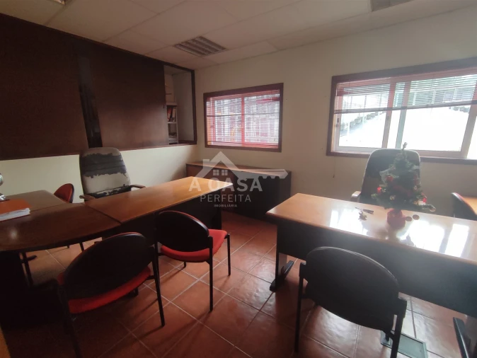 Armazém para Venda em O. Azeméis, Riba-Ul, Ul, Macinhata Seixa, Madail Foto 20