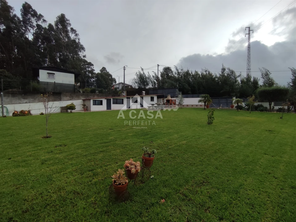 Armazém para Venda em O. Azeméis, Riba-Ul, Ul, Macinhata Seixa, Madail Foto 3