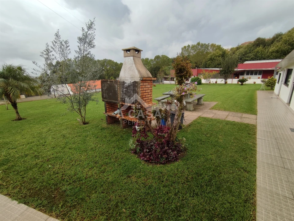 Armazém para Venda em O. Azeméis, Riba-Ul, Ul, Macinhata Seixa, Madail Foto 9