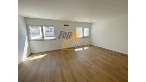 Moradia T4 para Venda em Costa da Caparica