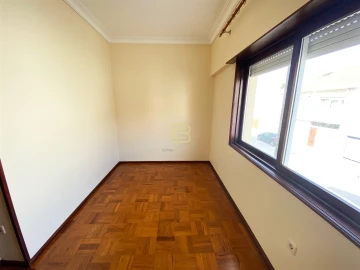 Moradia T4 para Venda em Lordelo do Ouro e Massarelos