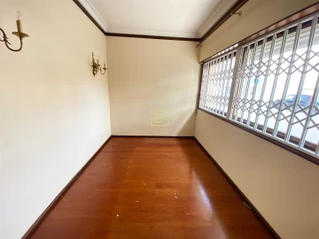 Moradia T4 para Venda em Lordelo do Ouro e Massarelos