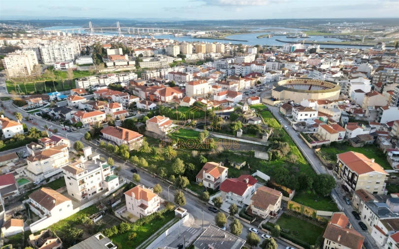 Terreno para Venda em Tavarede Foto 9