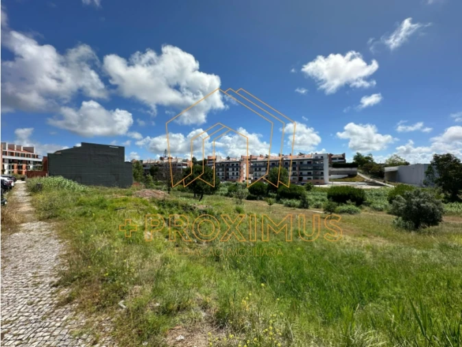 Terreno para Venda em Tavarede Foto 3