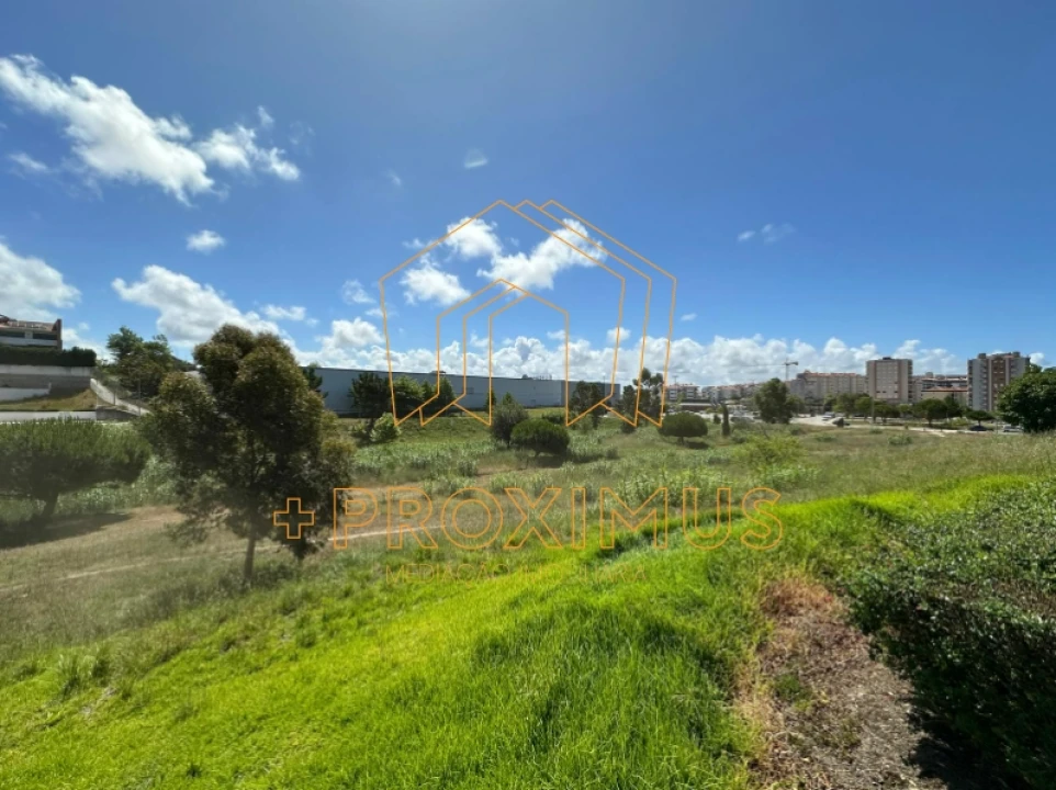 Terreno para Venda em Tavarede Foto 5