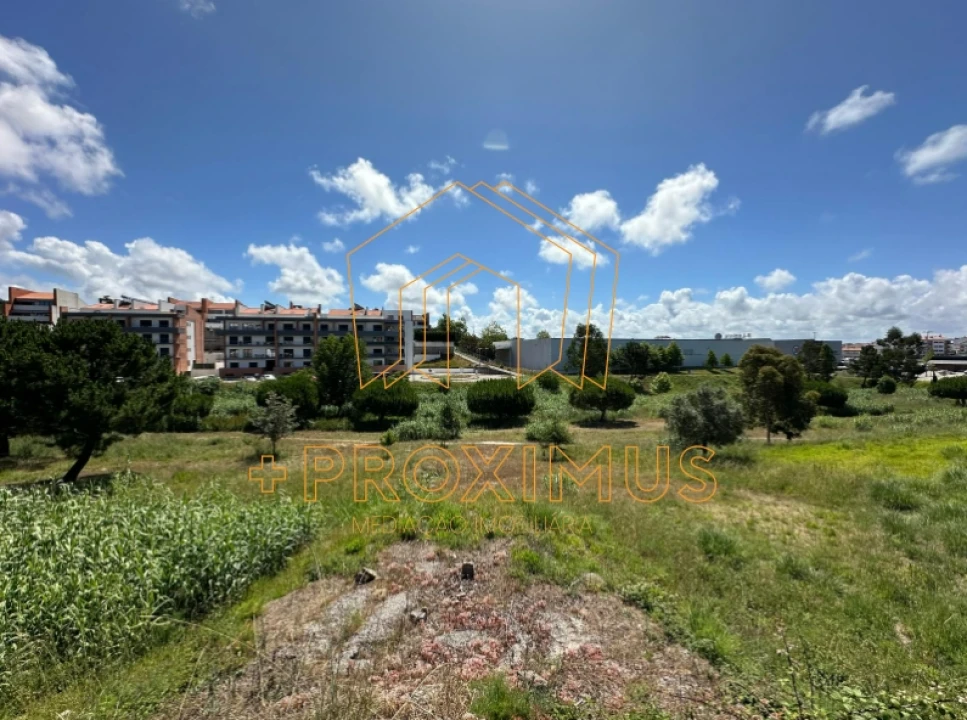 Terreno para Venda em Tavarede Foto 4