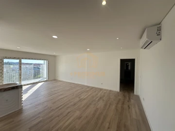 Apartamento T3 para Venda em Buarcos