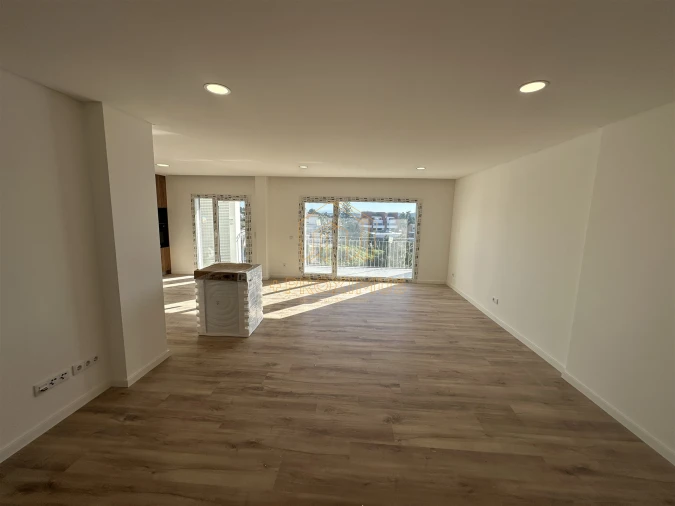 Apartamento T3 para Venda em Buarcos Foto 4