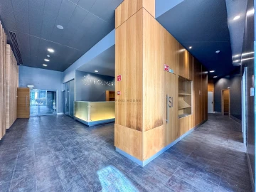 Loja para Venda em Parque das Nações