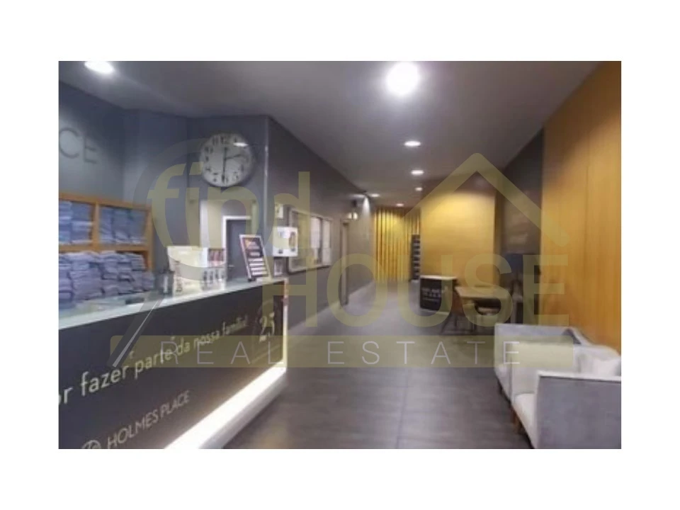 Loja para Venda em Parque das Nações Foto 5