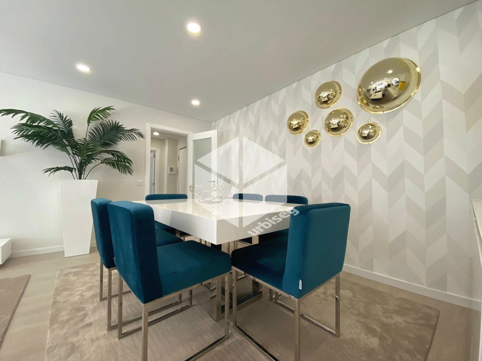 Apartamento T4 para Venda em Buarcos Foto 6