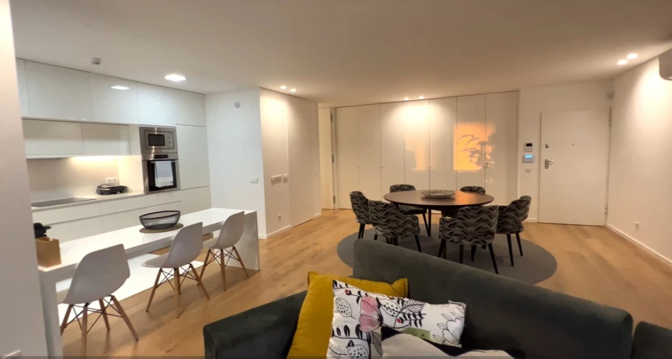 Apartamento T3 para Venda em Olhão Foto 6