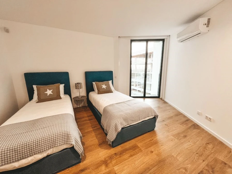 Apartamento T3 para Venda em Olhão Foto 14