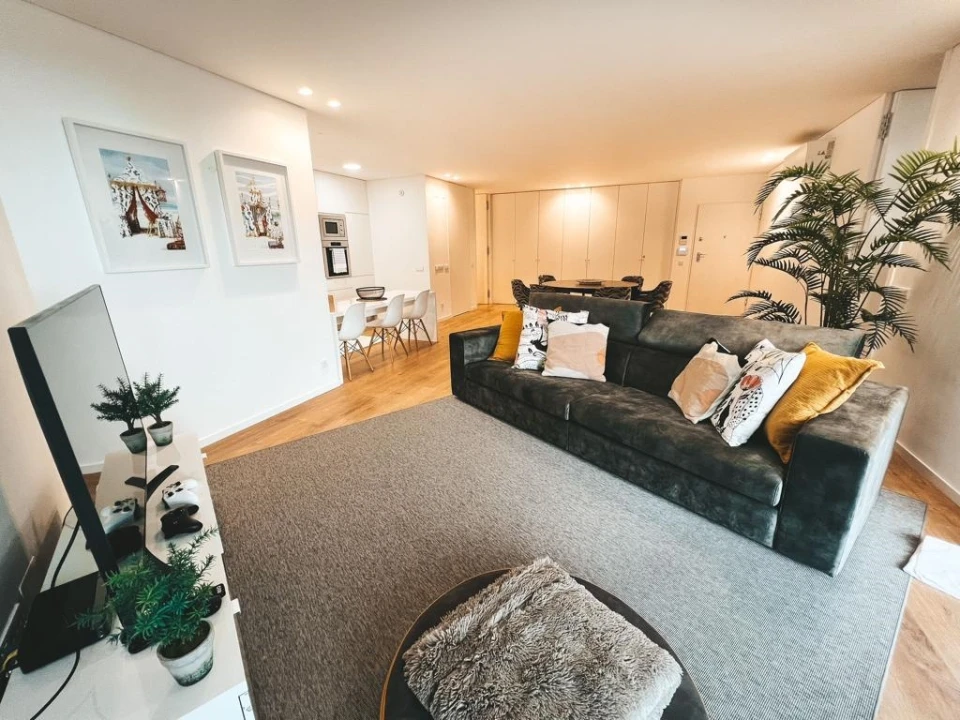 Apartamento T3 para Venda em Olhão Foto 3
